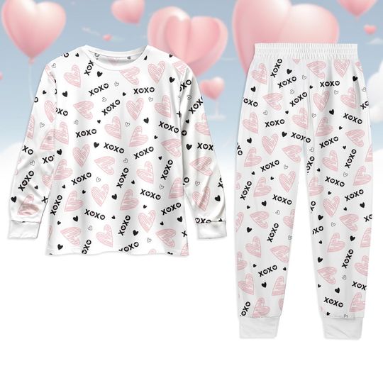 Xoxo Pink Heart Pajamas Set, Pink Coquette Holiday Pajamas, Valentine Gift For Her