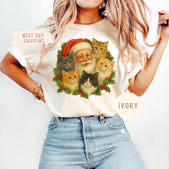 Santa Claus Kittens Christmas T-Shirt Retro 90s Ugly Christmas Cat Shirt Holiday Funny Xmas Gift
