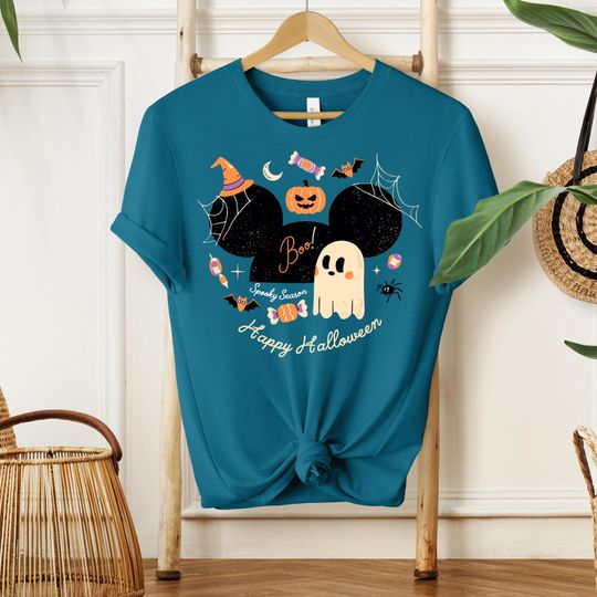 Spooky Season Halloween Shirt, Cute Ghost Pumpkin Tee, Trick or Treat Fall Top, October 2025 Boo Candy Corn Spider T-Shirt
