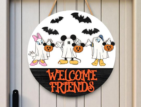Halloween Ghost Friends Door Sign, Cute Welcome Round Wooden Sign | Halloween Home Decor