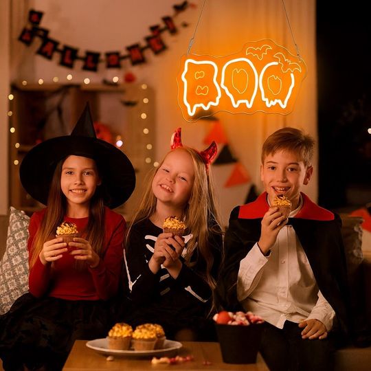 BOO Halloween Neon Sign,Ghost Bat Wall Decor,Spooky LED Light,Halloween Party Decoration,Purple Neon Wall Sign for Fireplace&Home Dcor