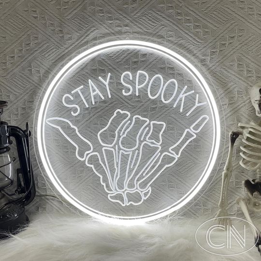 Stay Spooky Neon Sign,Spooky USB Night Light,Skull Neon Light,Halloween Decor,Engraved Sign,Gothic Wall Decor, Halloween Gifts