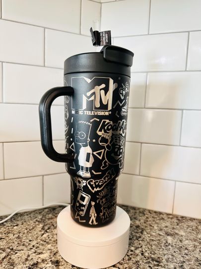 40oz Retro 90s past design Tumbler with handle, Gift,  Birthday, Appreciation Tumbler for Him or Her.