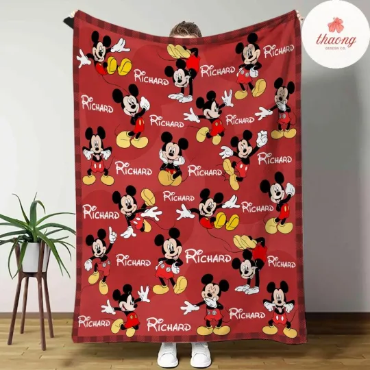 Discover Personalized Disney Mickey & friends blanket, Custom character and background