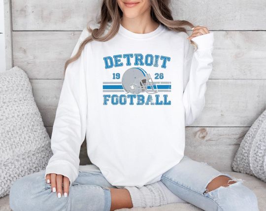 Distressed Detroit Football Long Sleeve Shirt,Detroit Lions Football Crewneck Retro Lions Shirt for Lions Football Fan Detroit Lions Gift