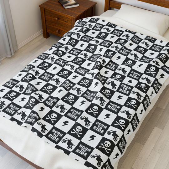 Skull Print Velveteen Plush Blanket, Cozy Blanket for Bikers, Halloween Decor, Gift for Motorcyclists, Bike Lovers Blanket