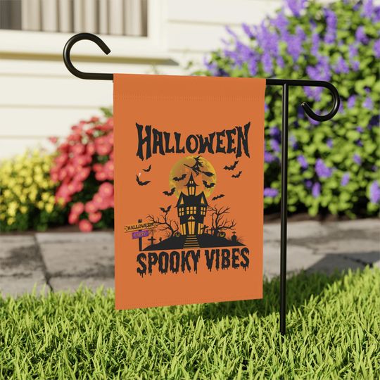 Halloween Haunted House Garden Flag: Spooky Yard Decoration
