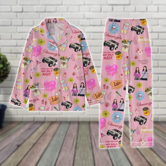 Gilmore Girls Pajamas, Fall Sleepwear Set, Stars Hollow Loungewear, Luke's Diner Inspired Gift for Her