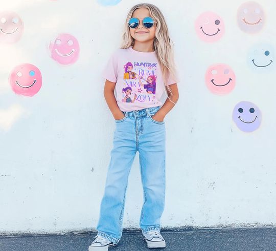 Huntrix Girls Shirt, Demon Hunters T-shirt, Vintage Huntrix Shirt, Huntrix Fan Shirt Gift