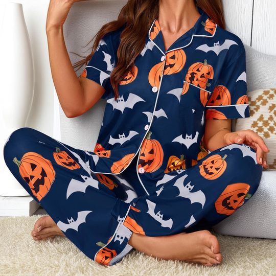 Halloween Pajamas Set for Women, Cute Pumpkin and Bat Print Sleepwear, Button Down Short Sleeve Nightwear