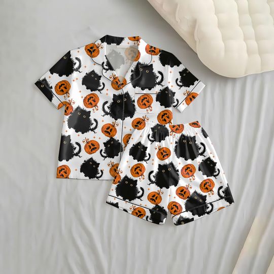Halloween Black Cat Pumpkin Short Pajamas Set, Halloween Cat Sleepwear, Halloween Pattern Homewear, Cute Cat Gift, Spooky Season Gift