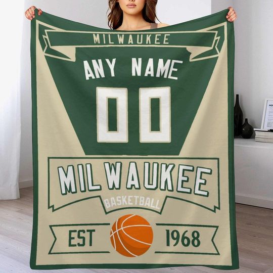 Discover Milwaukee Custom Basketball Blanket, Blanket Gift with Name Number for Boys Girls, Sports Throw Blanket for Bedroom, Travel, Camping
