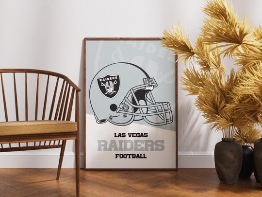 Las Vegas Raiders football Helmet Poster - Vintage Wall Art for Football Fans, Las Vegas Raiders Memorabilia, Man Cave Decor, Sports Themed Room