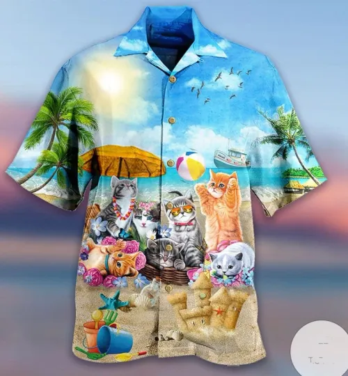 Cats Love Beach Hawaiian Shirt Men’s Short Sleeve Casual Shirt