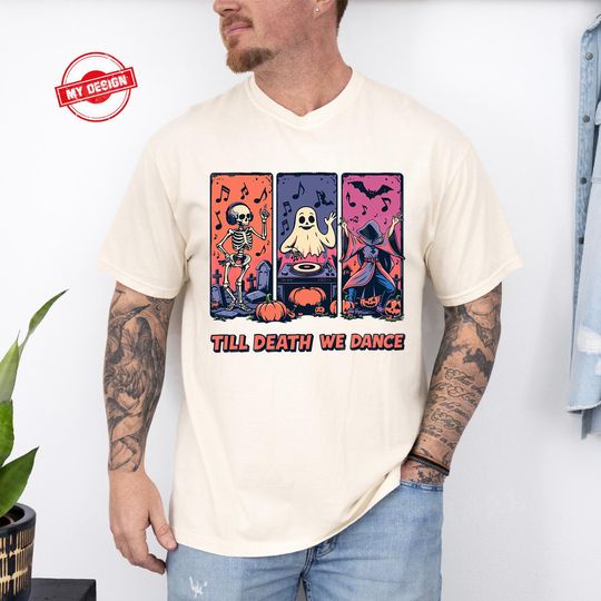 Discover Halloween Spooky Skull & Ghost Dance T-Shirt