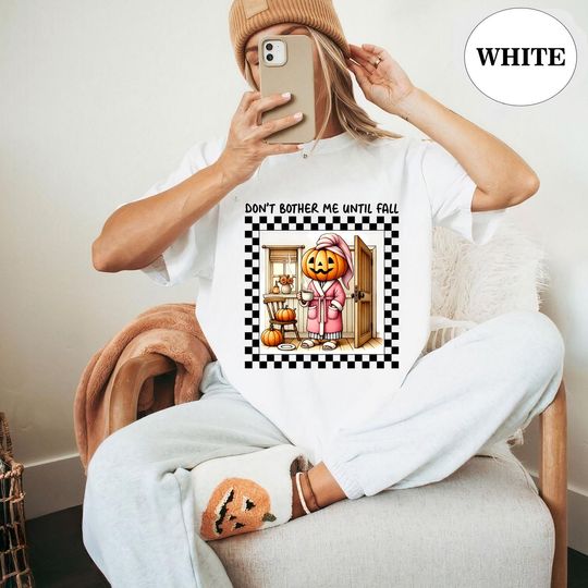 Discover Funny Feral Mom Halloween Shirt