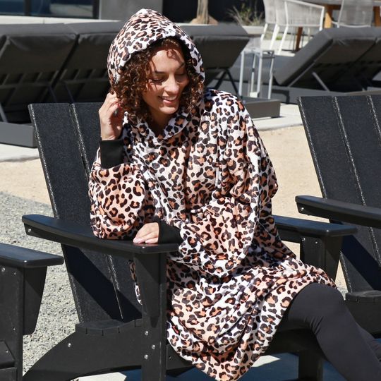 Cheetah Women Hoodie Blanket Oversized Fleece Plush Sherpa Wearable Sweatshirt