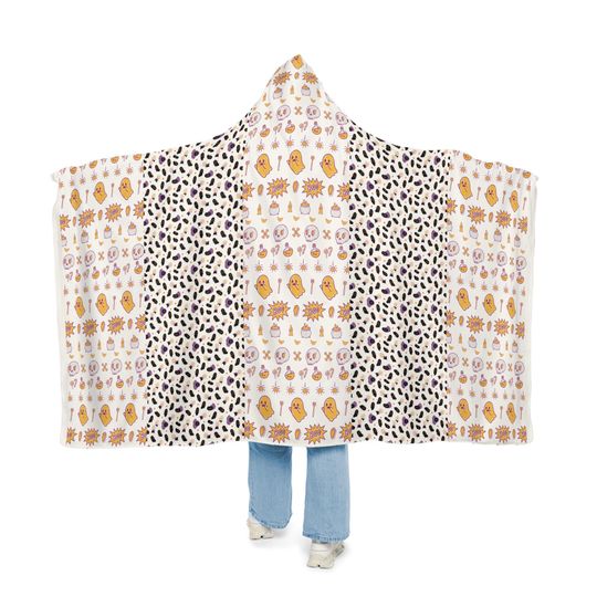 Halloween Ghost Blanket: Spooky Autumn Snuggle Throw