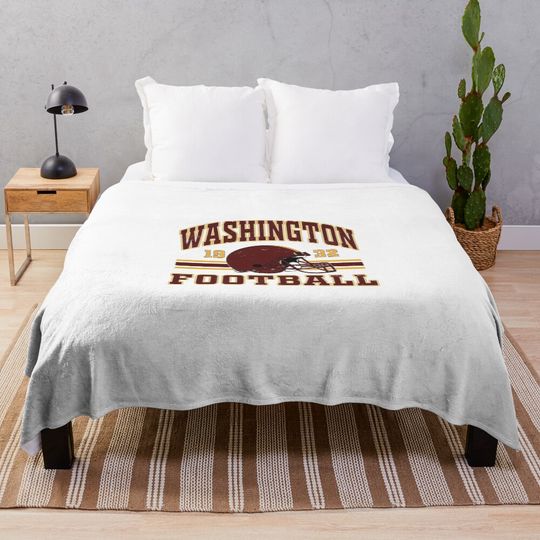 Discover Washington Football Vintage, Retro Commander EST 1932 Throw Blanket