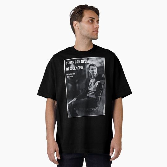 Discover Charlie Kirk - Truth can never be silenced Oversized T-Shirt