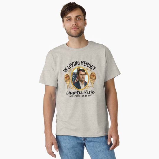 Discover Charlie Kirk in memory patriot freedom USA  Classic T-Shirt