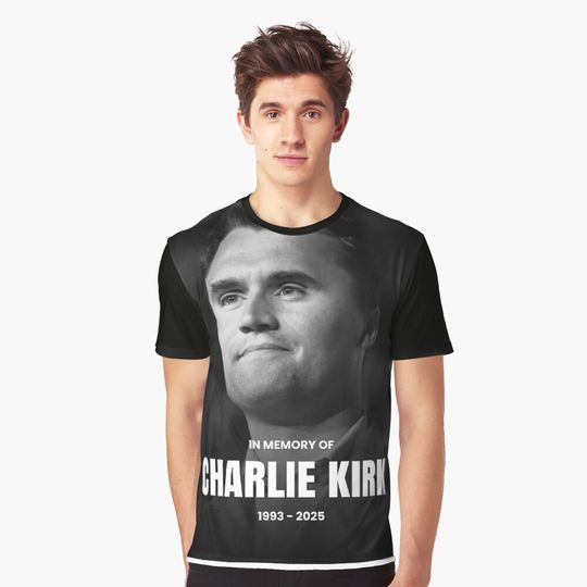 Discover Charlie Kirk, man of god Graphic T-Shirt