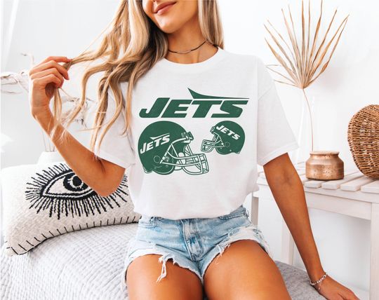 Discover New York Jets, Vintage Style Helmet Gildan Unisex T-Shirt, NYC Tee