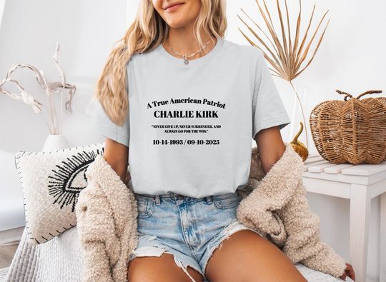 Discover A True Patriot Charlie Kirk Never Give Up Never Surrender T-Shirt