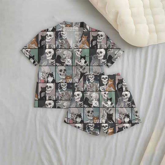 Halloween Skeleton Cat Coffee Short Pajama Set, Spooky Skeleton With Cats