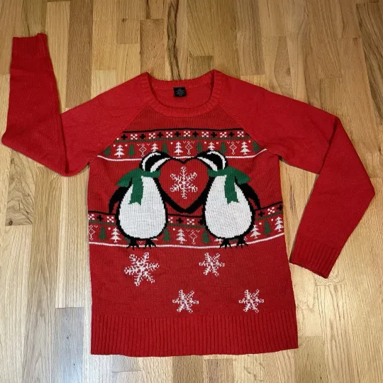 Discover Ugly Christmas Sweater Womens Red Pullover Size XS Love Heart Kissing Penguins