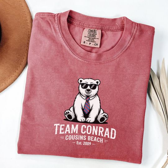 Discover Team Conrad Junior Mint Bear, Cousins Beach Est. 2009 T-shirt