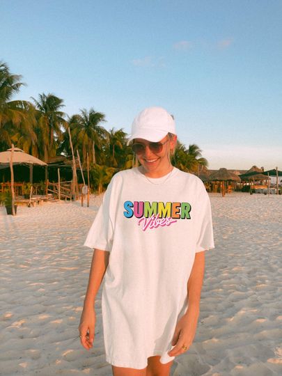 Discover Summer Vibes Shirt, Retro Beach T-Shirt, Distressed Beach Mom Gifts