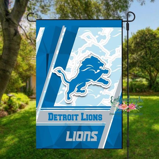 Detroit Lions Garden Flag - Football & Team Decor