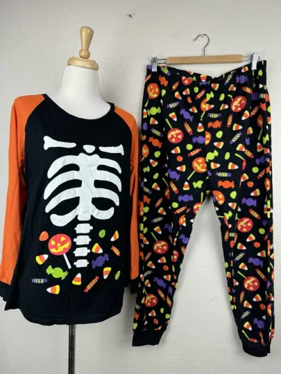 Discover Way To Celebrate women's Halloween 2 Piece pajama set size large 12-14