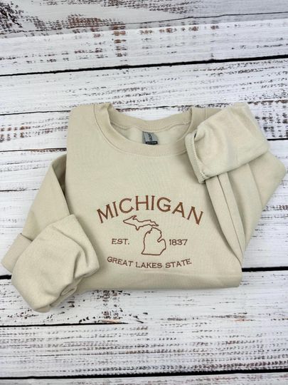 Discover Michigan Embroidered Sweatshirt- Great Lakes Crewneck