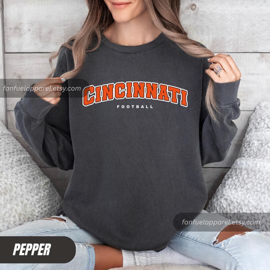 Discover Cincinnati Football Comfort Colors Vintage Style Crewneck Sweatshirt,Cincinnati Football Crewneck,Football Tshirt,Cincinnati Fan Gifts FCB01