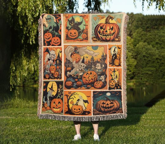 Discover Vintage Halloween Woven Blanket: Spooky Jack-o'-lantern Tapestry
