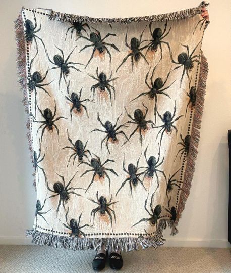 Neutral Halloween Blanket Witchy Decor Gothic Spider Woven Throw Blanket Spider Halloween Home Decor Creepy Spooky Season Gift