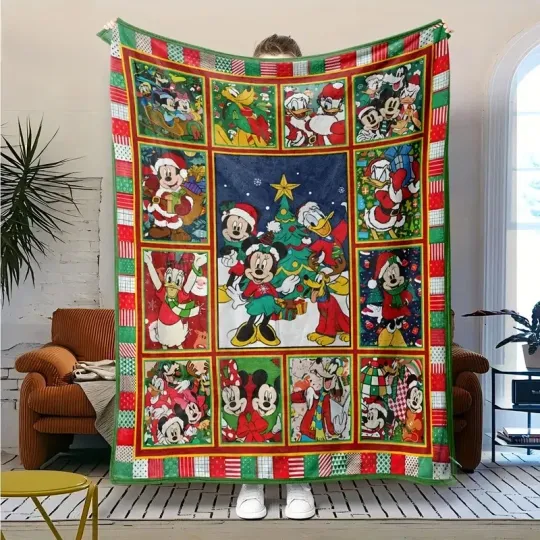 Disney Mickey Mouse And Friends Christmas-Themed Graphics Fleece Blanket