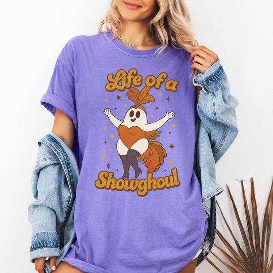 Discover Life of a showghoul girl Shirt, Comfort Colors funny Halloween tees Retro Halloween tshirt Gift for music fan Cute show girl ghost t-shirt