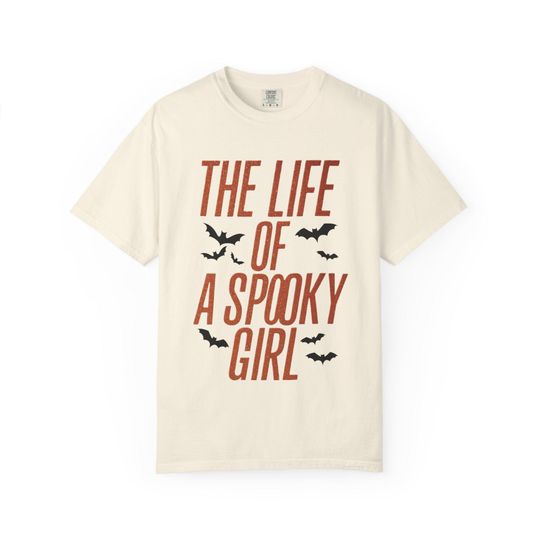 Discover Spooky Halloween Bat Unisex T-shirt, Life of a Showgirl Design Tee, Costume Party Apparel, Creepy Bat Graphic Shirt, Halloween Event