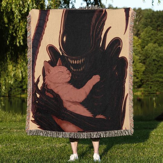 Discover Xenomorph Woven Blanket, Alien Cat Hug Horror Decor, Cute Chestburster Gift, Spooky Space Monster Throw, Halloween Couple Idea