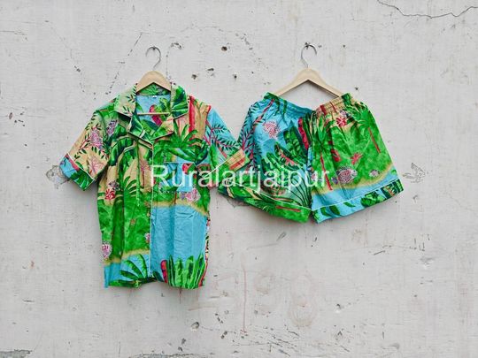 Discover Cotton Floral Bridal Party Pajamas Set, Personalized Short Pajamas, Bridesmaid Pajama Set for Women, Bridal Shower Gift, Summer Wedding Set