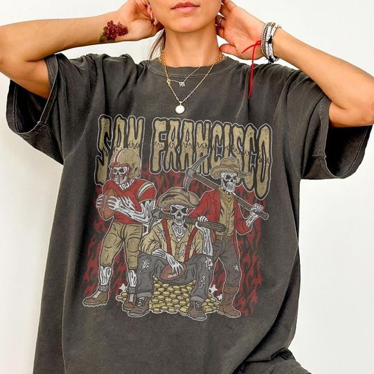 Discover San Francisco Football Skull Vintage Shirt, Gift For Fan Football Game Day Unisex Shirt