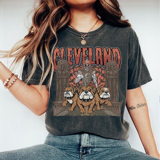 Cleveland Football Skull Vintage Shirt, Gift For Fan Football Game Day Unisex Shirt