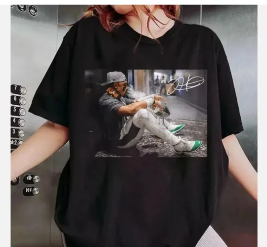 Discover Vintage Jalen Hurts Victory Cigar 2025 Unisex T-Shirt