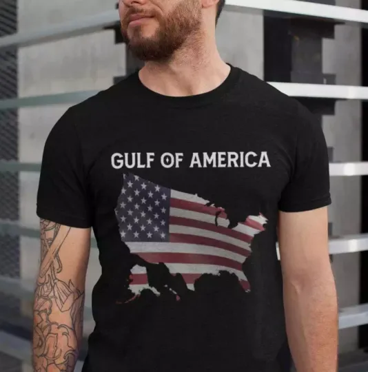 Vintage USA Flag Map Gulf Of America Pro Trump MAGA  2D T-SHIRT HALLOWEEN GIFT