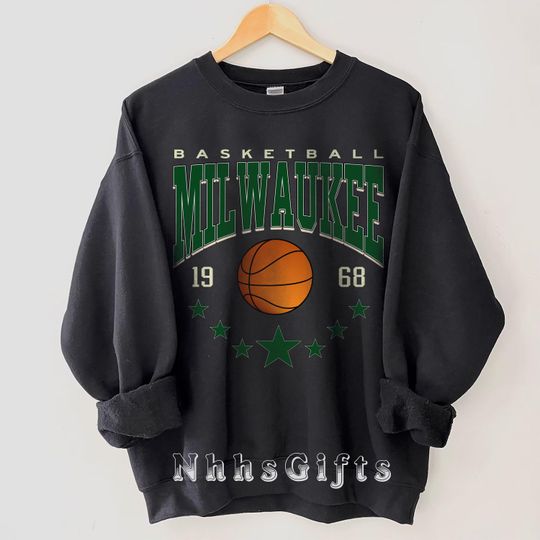 Milwaukee Basketball Sweatshirt, Retro Style Milwaukee Basketball Crewneck, Milwaukee Sports Apparel, Milwaukee Basketball Fan Gifts