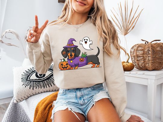 Discover Halloween Dachshund Sweatshirt: Cozy Pumpkin & Ghost Crewneck