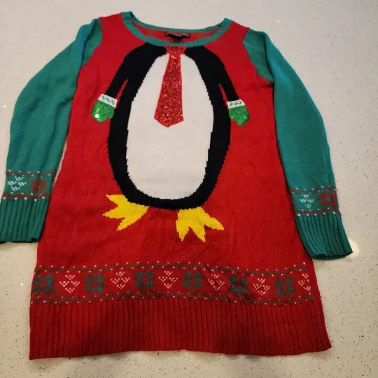 Discover United States Sweaters Holiday Ugly Sweater Christmas Womens M Red green penguin